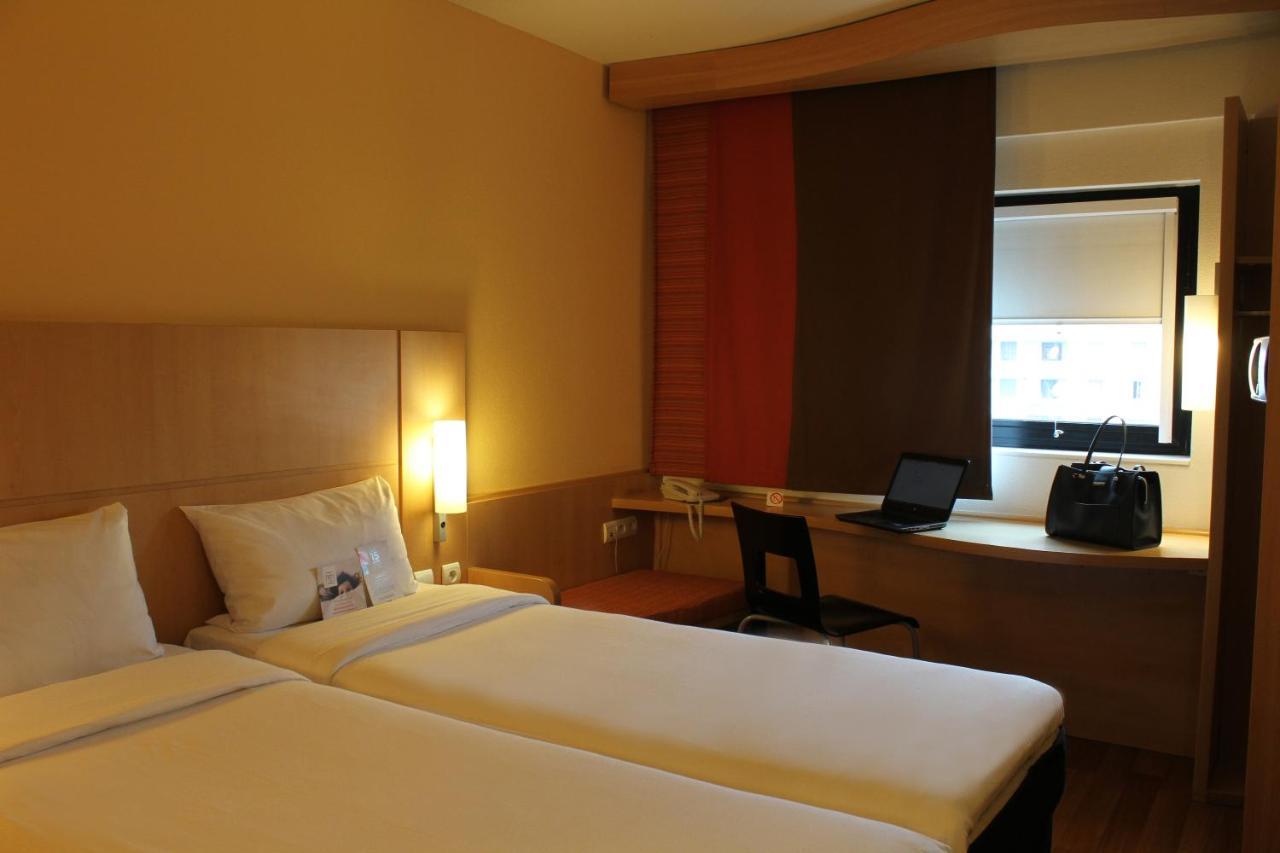 Отель Ibis Константина Экстерьер фото