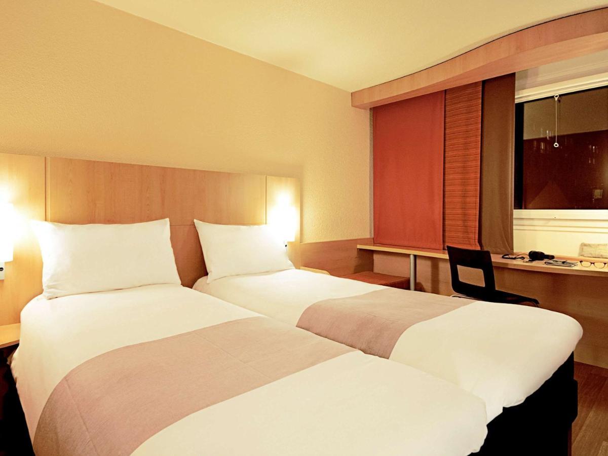 Отель Ibis Константина Экстерьер фото
