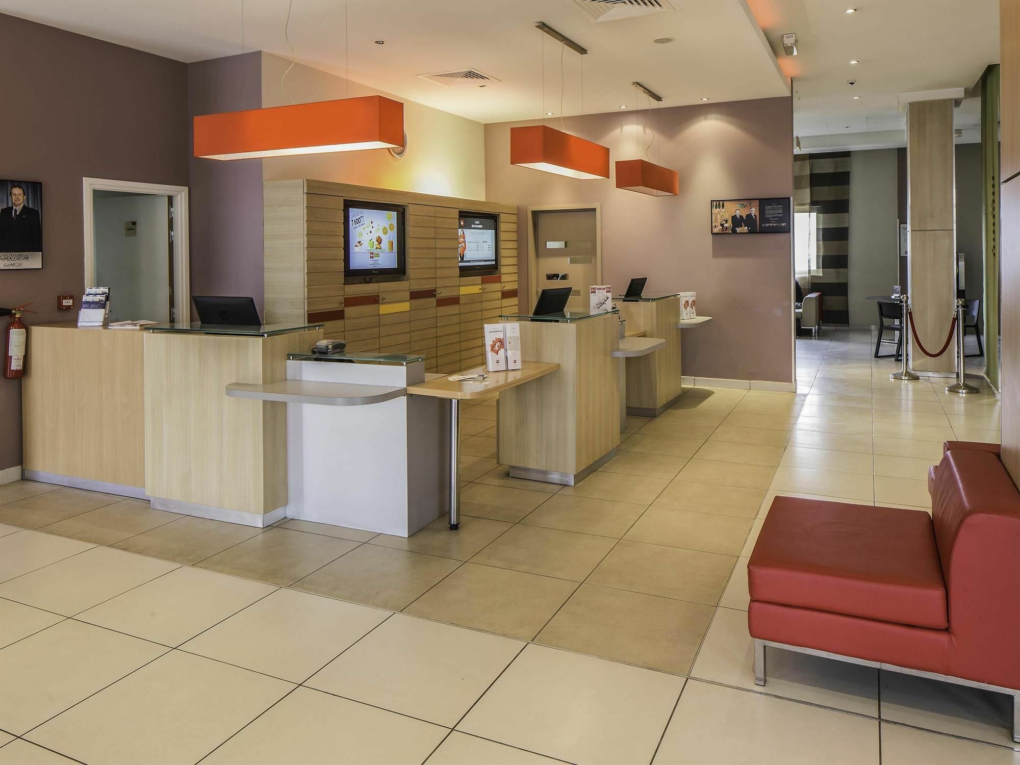 Отель Ibis Константина Экстерьер фото