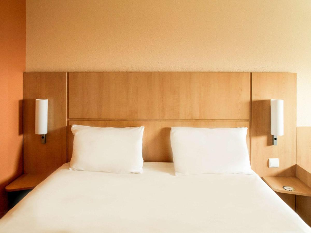 Отель Ibis Константина Экстерьер фото